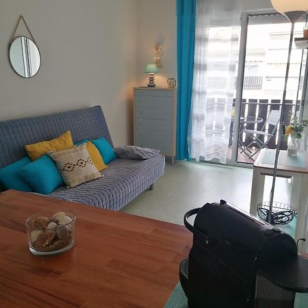 Agreable Studio Avec Terrasse A150M De La Plage Appartement Saint-Georges-de-Didonne Buitenkant foto