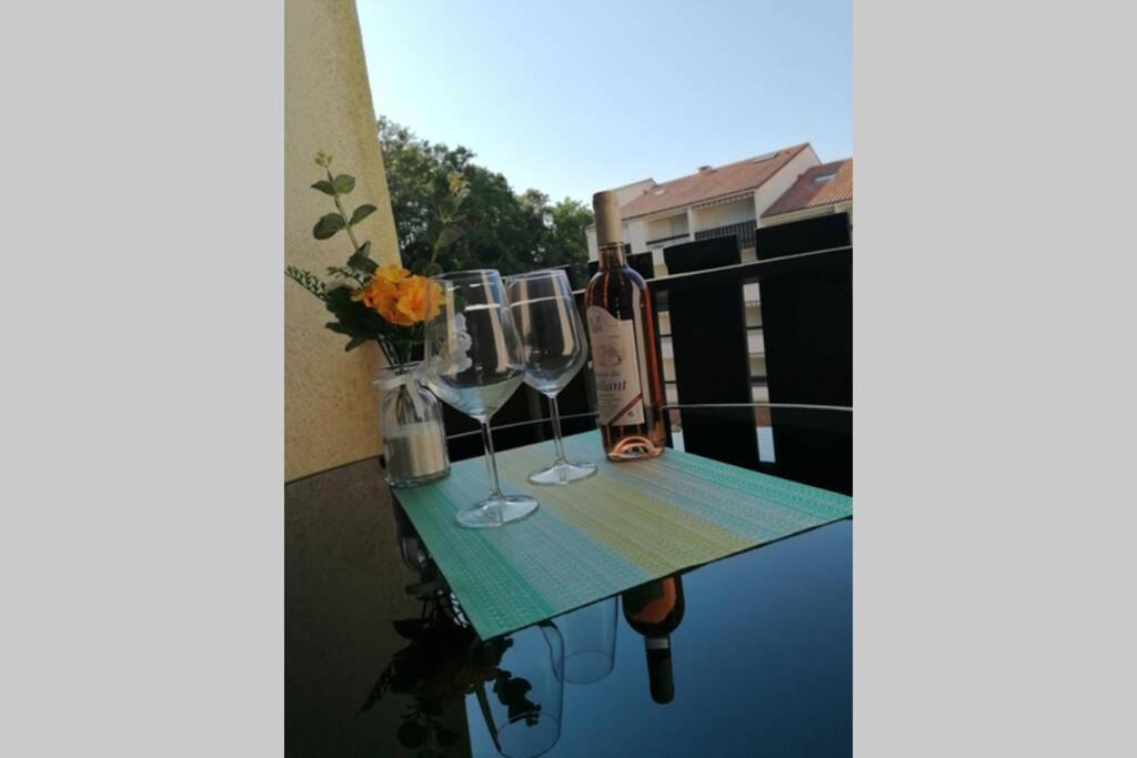 Agreable Studio Avec Terrasse A150M De La Plage Appartement Saint-Georges-de-Didonne Buitenkant foto